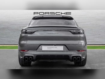 Used Porsche Cayenne 2021 for sale - 75417877: Photo