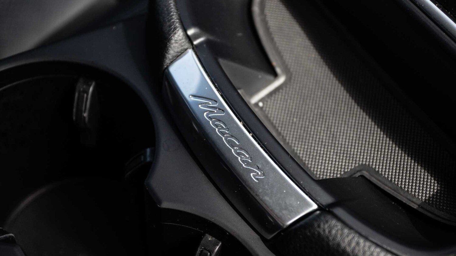 Used Porsche Macan 2021 for sale - 75510710: Photo 21