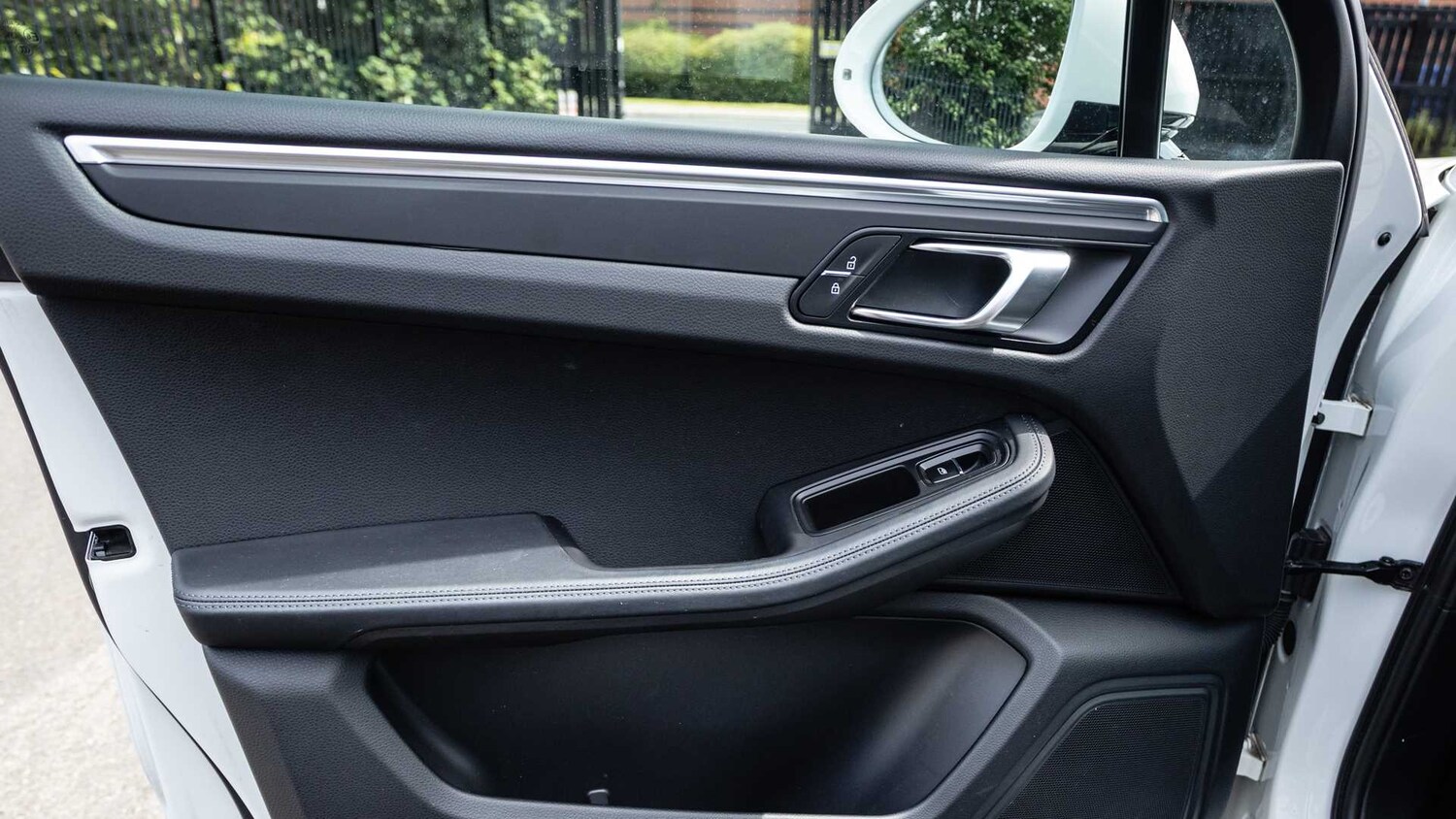 Used Porsche Macan 2021 for sale - 75510710: Photo 25