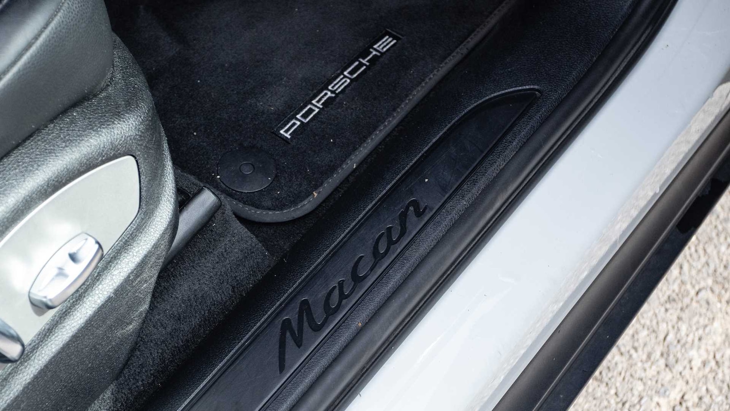 Used Porsche Macan 2021 for sale - 75510710: Photo 28