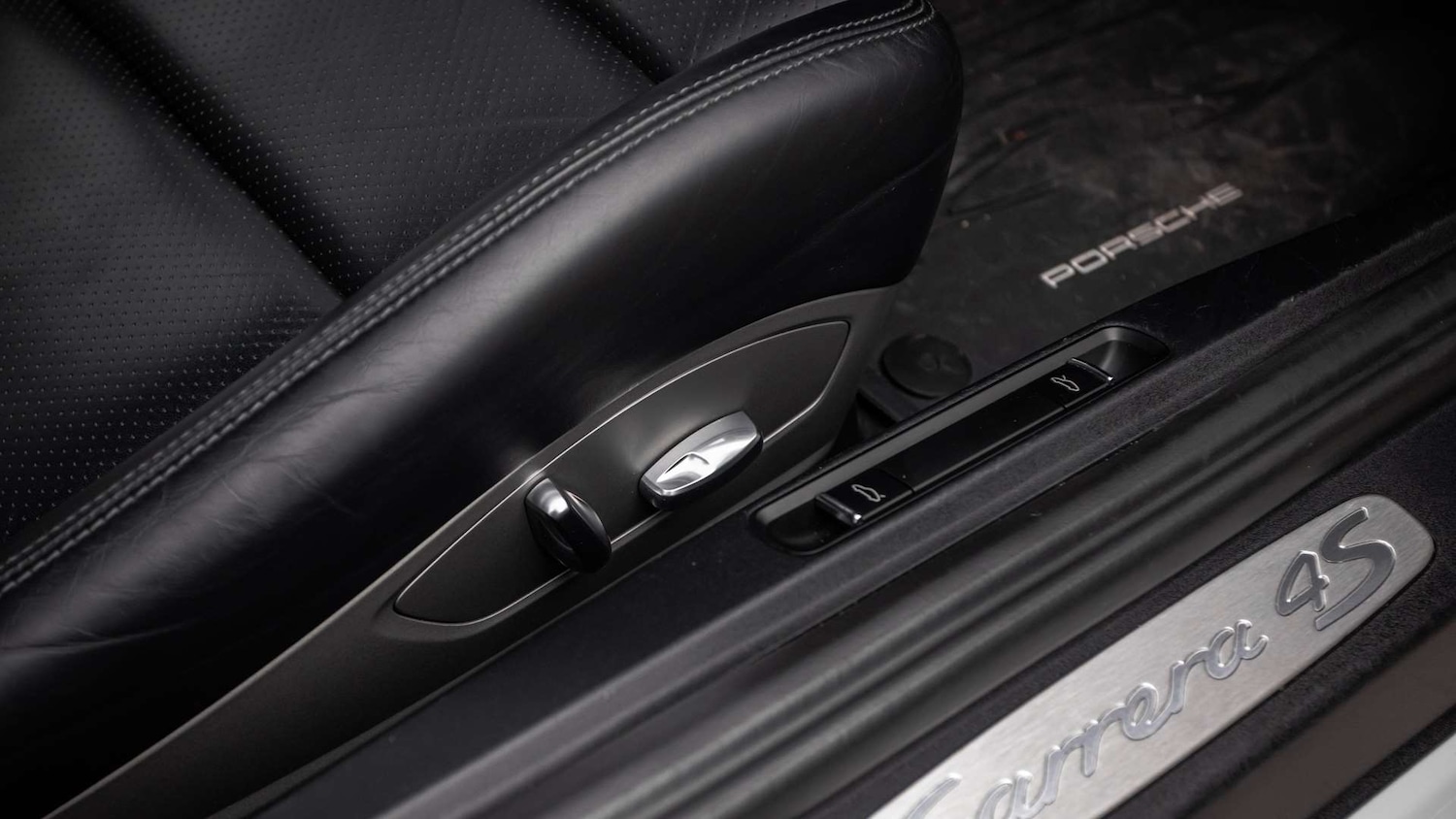 Used Porsche 911 2014 for sale - 76141579: Photo 32