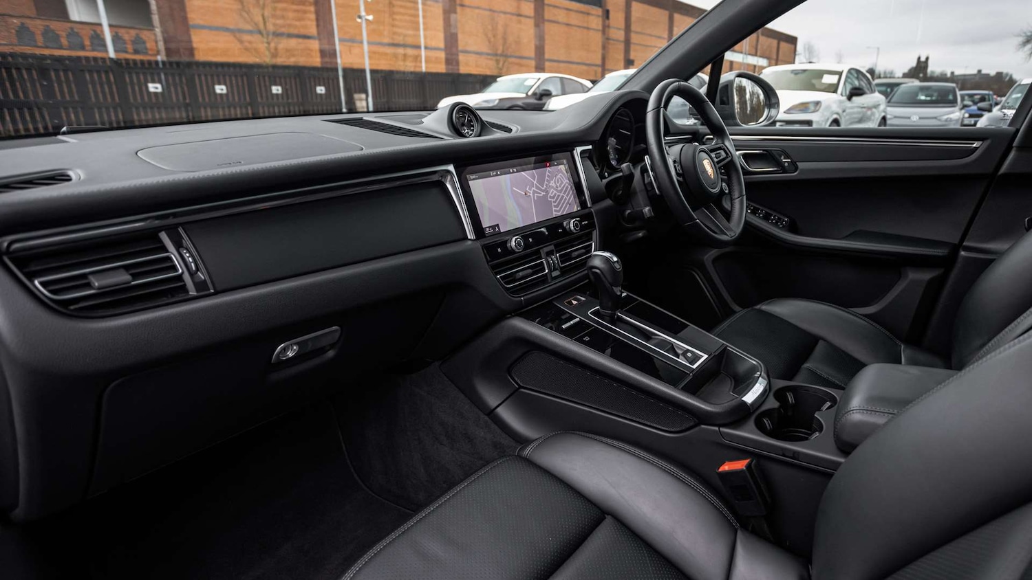 Used Porsche Macan 2023 for sale - 77577333: Photo 13