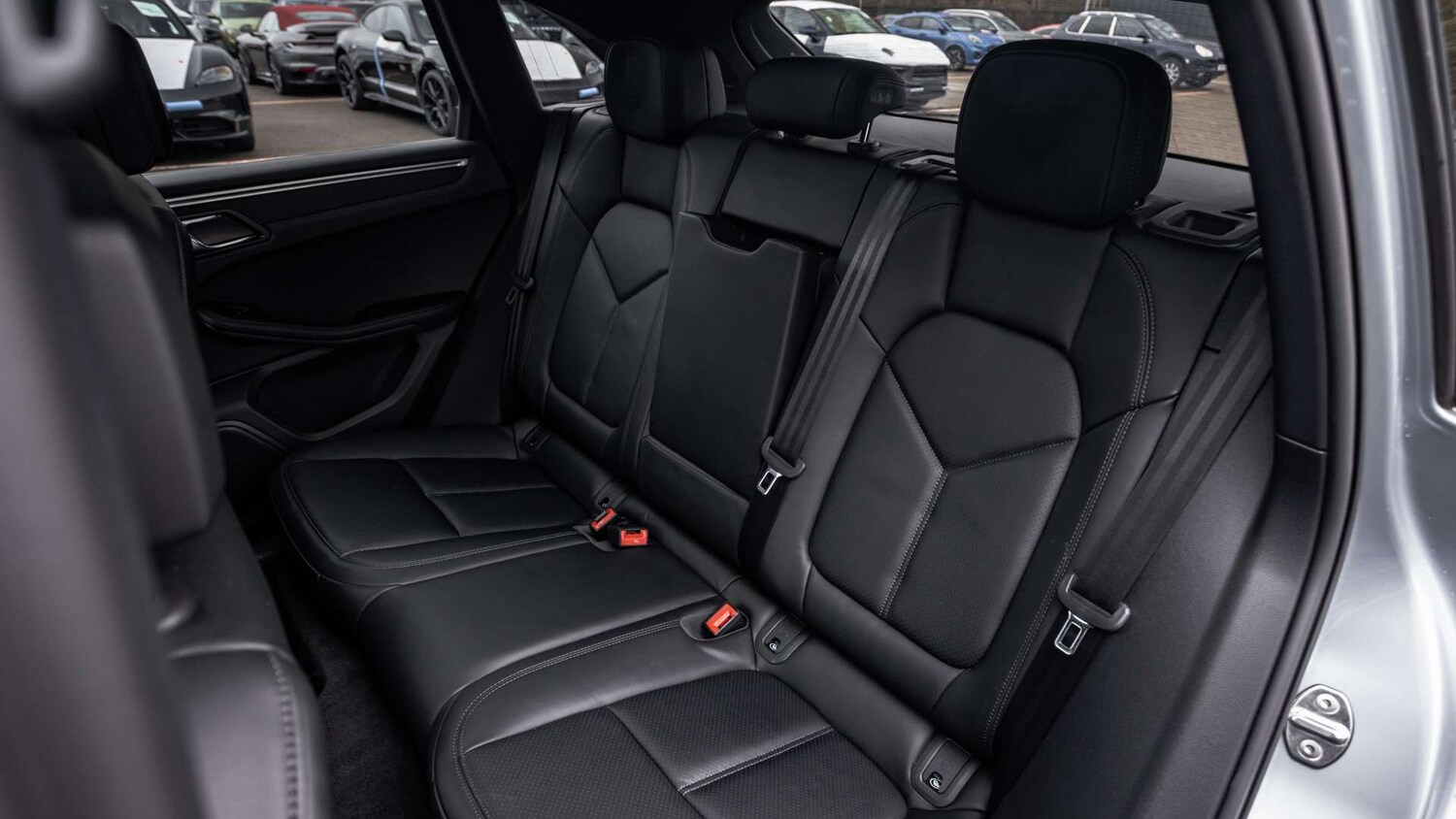 Used Porsche Macan 2023 for sale - 77577333: Photo 16