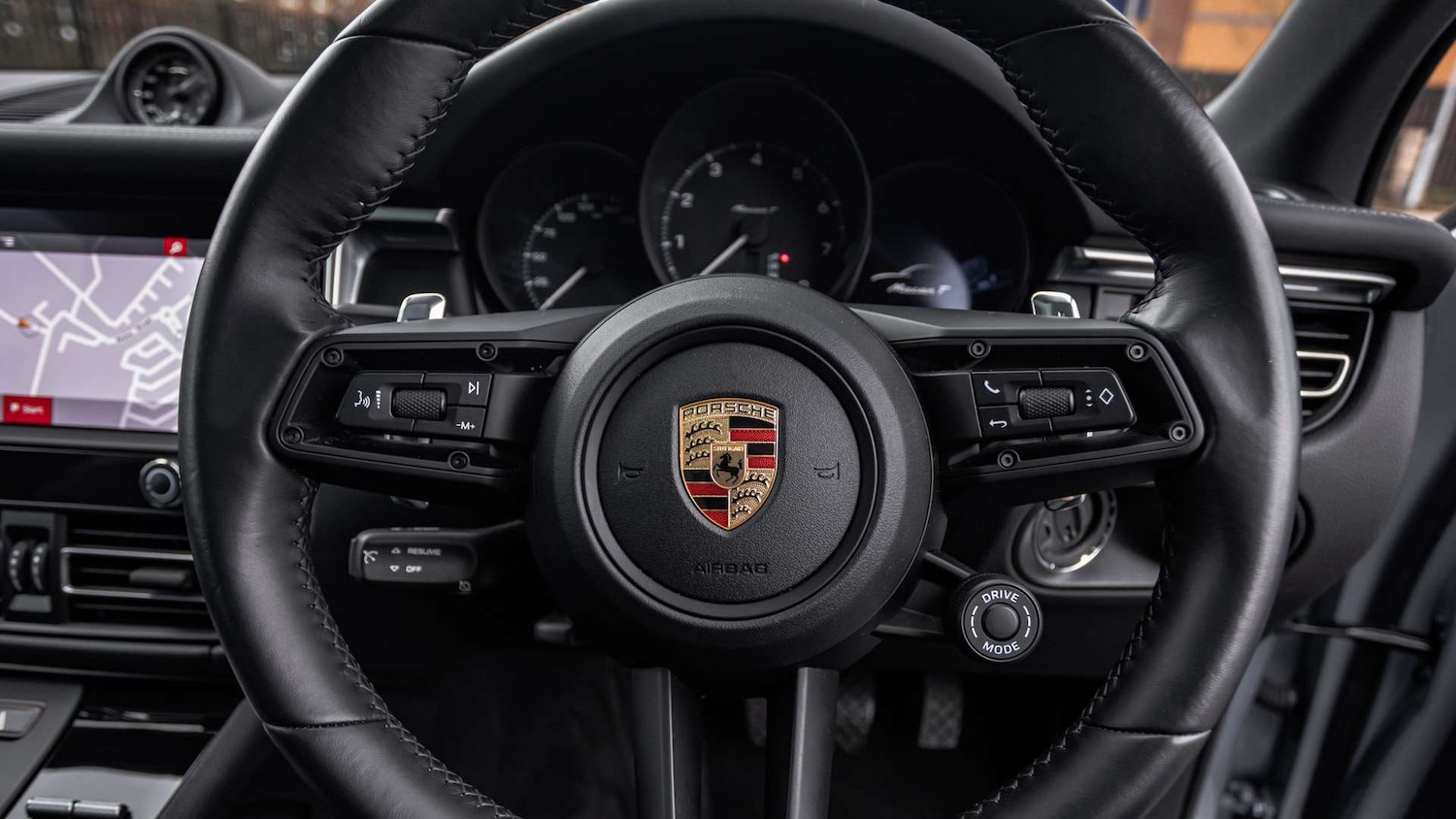 Used Porsche Macan 2023 for sale - 77577333: Photo 19