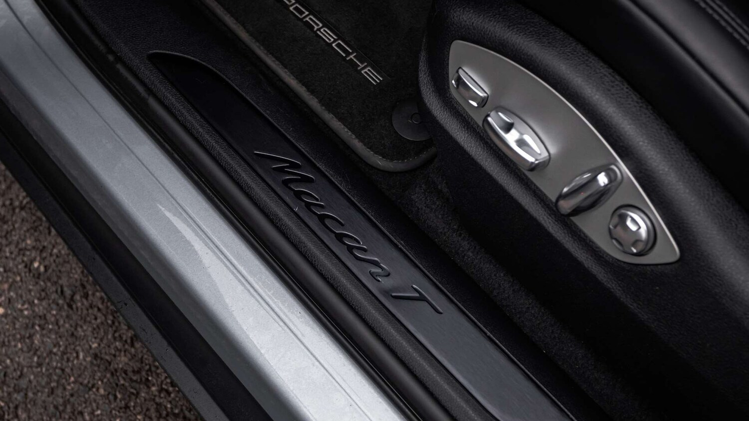 Used Porsche Macan 2023 for sale - 77577333: Photo 34