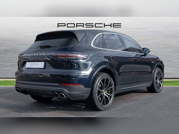Used Porsche Cayenne 2022 for sale - 76286339: Photo