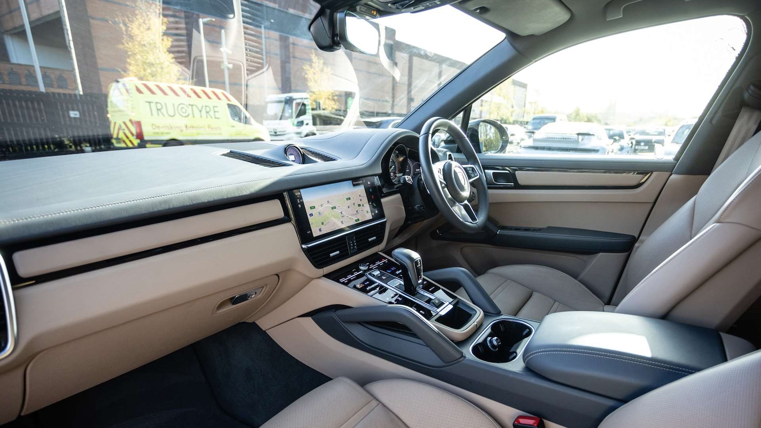 Used Porsche Cayenne 2023 for sale - 77472532: Photo 5