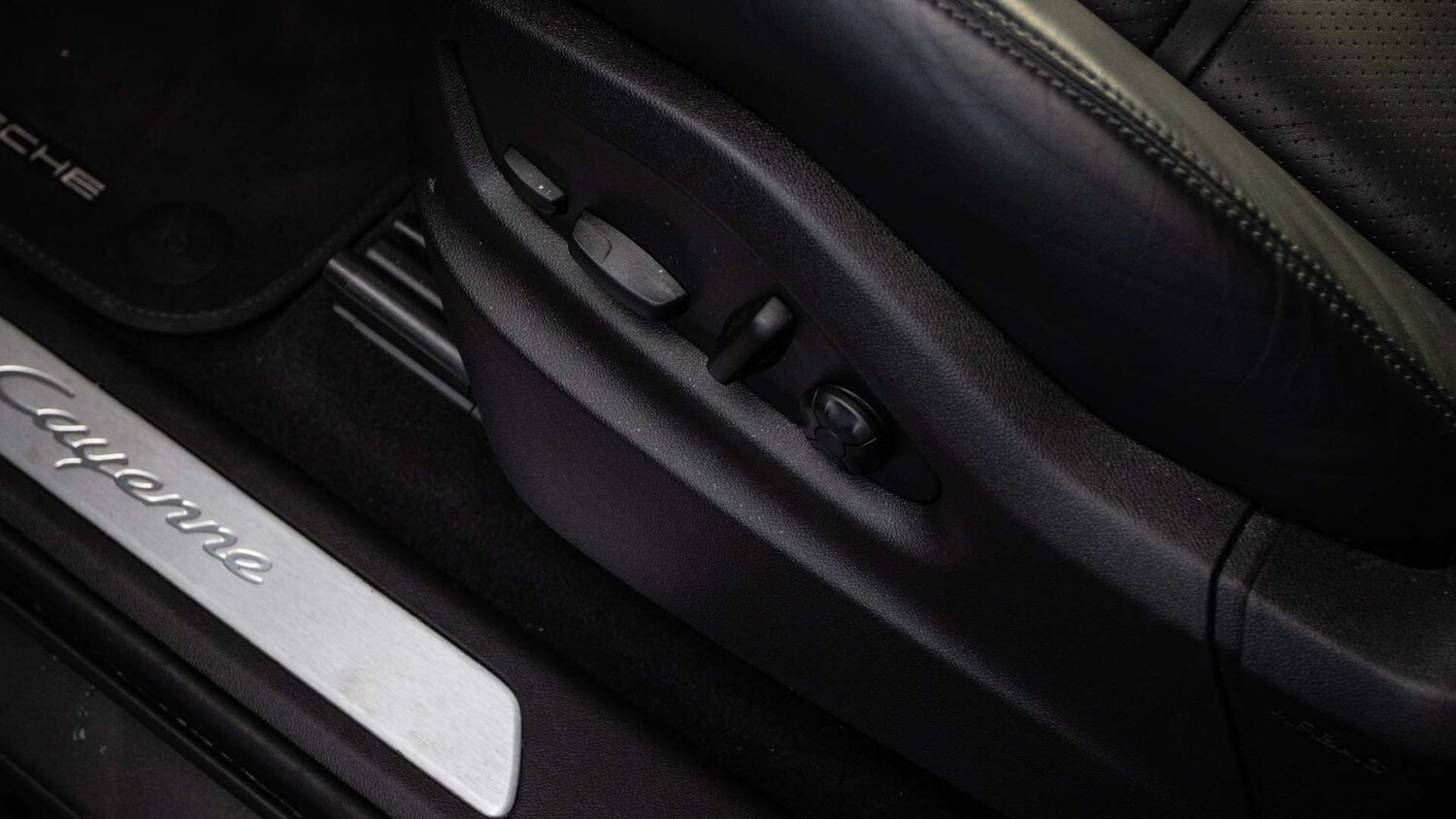 Used Porsche Cayenne 2022 for sale - 77082949: Photo 30