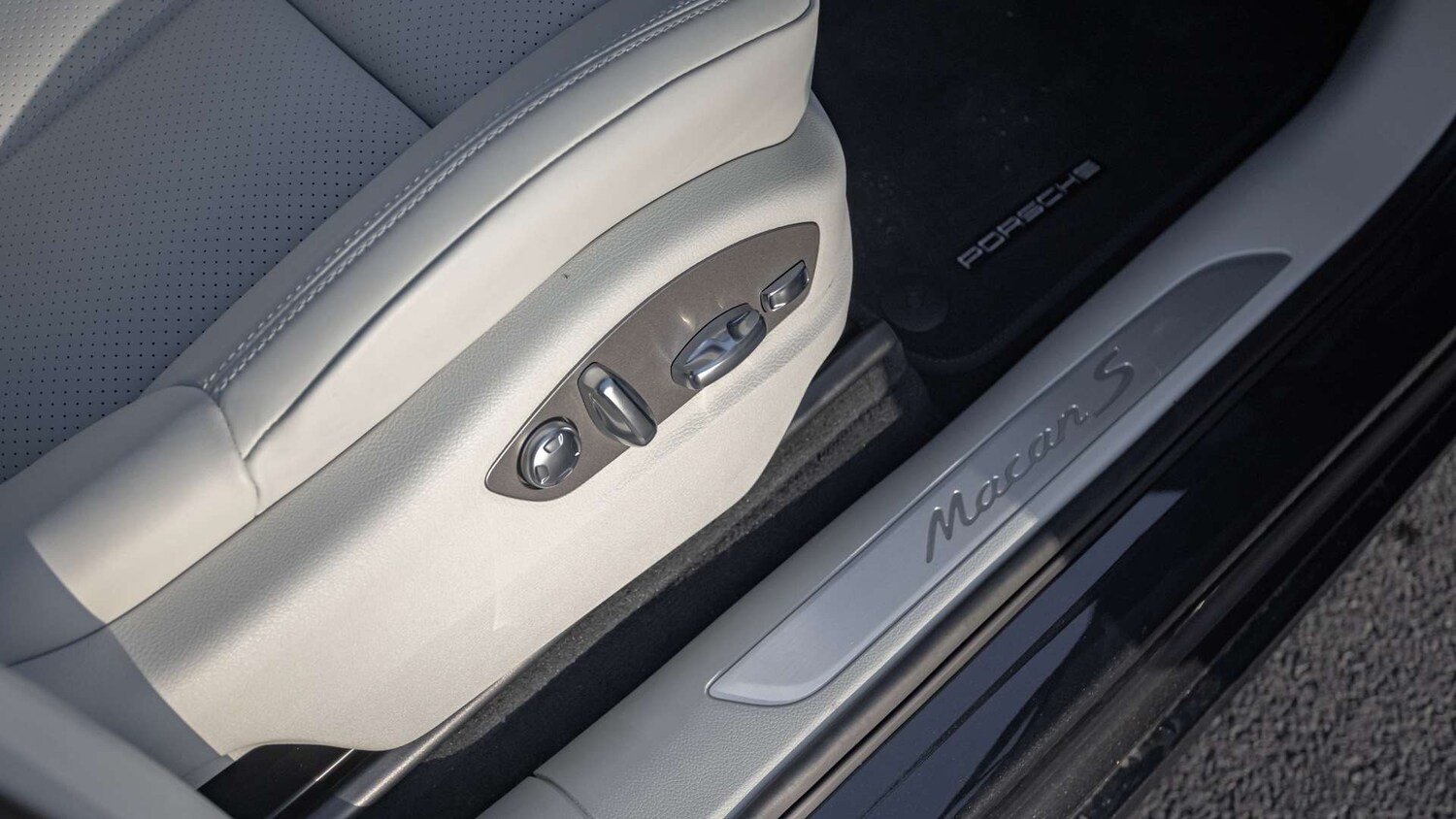 Used Porsche Macan 2025 for sale - 76636598: Photo 22