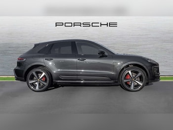 Used Porsche Macan 2025 for sale - 76636598: Photo
