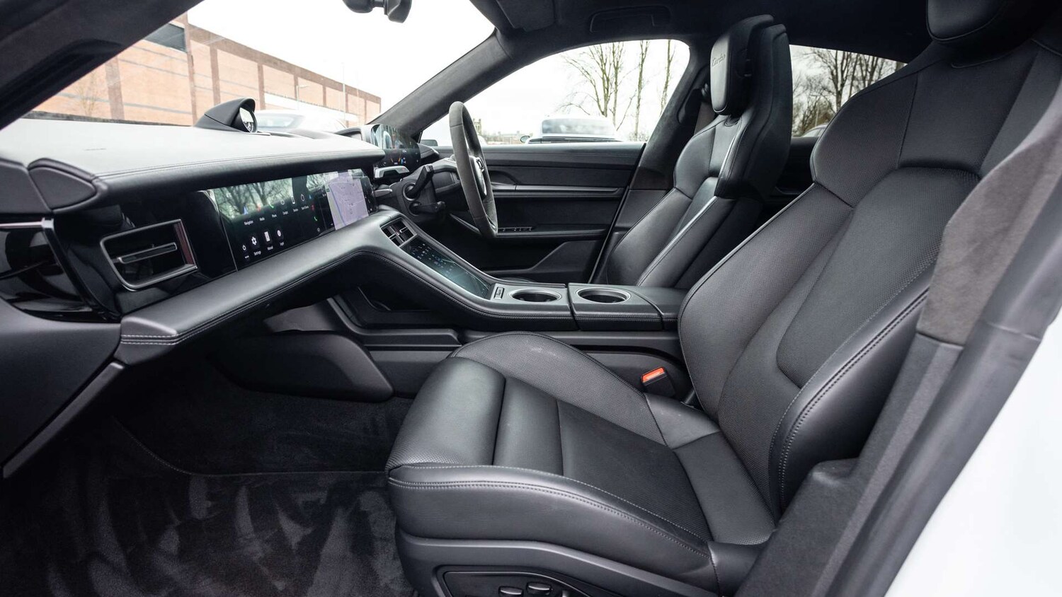 Used Porsche Taycan 2021 for sale - 77674710: Photo 14