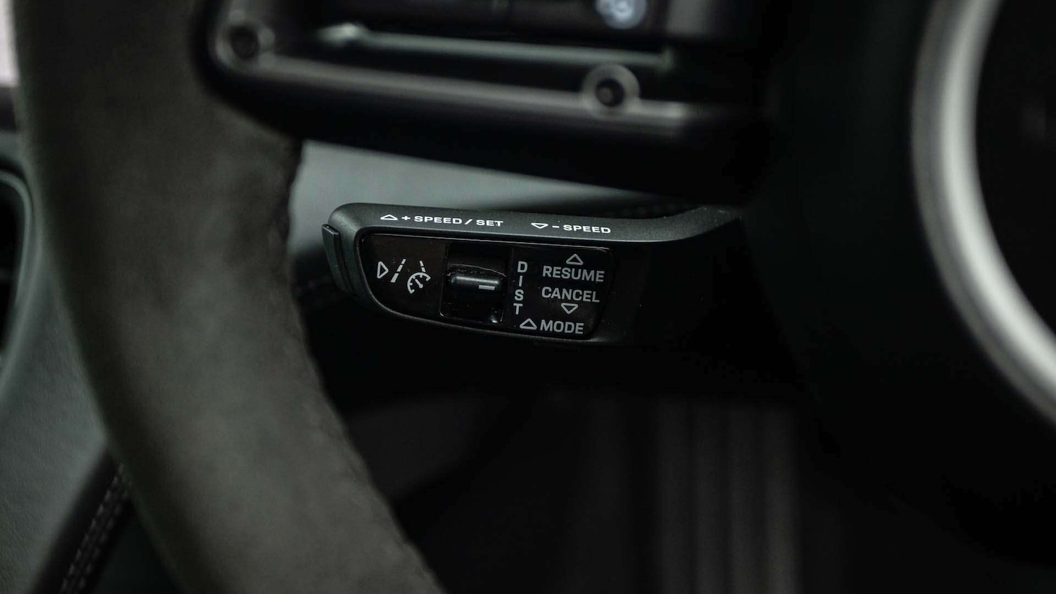 Used Porsche Taycan 2021 for sale - 77674710: Photo 18