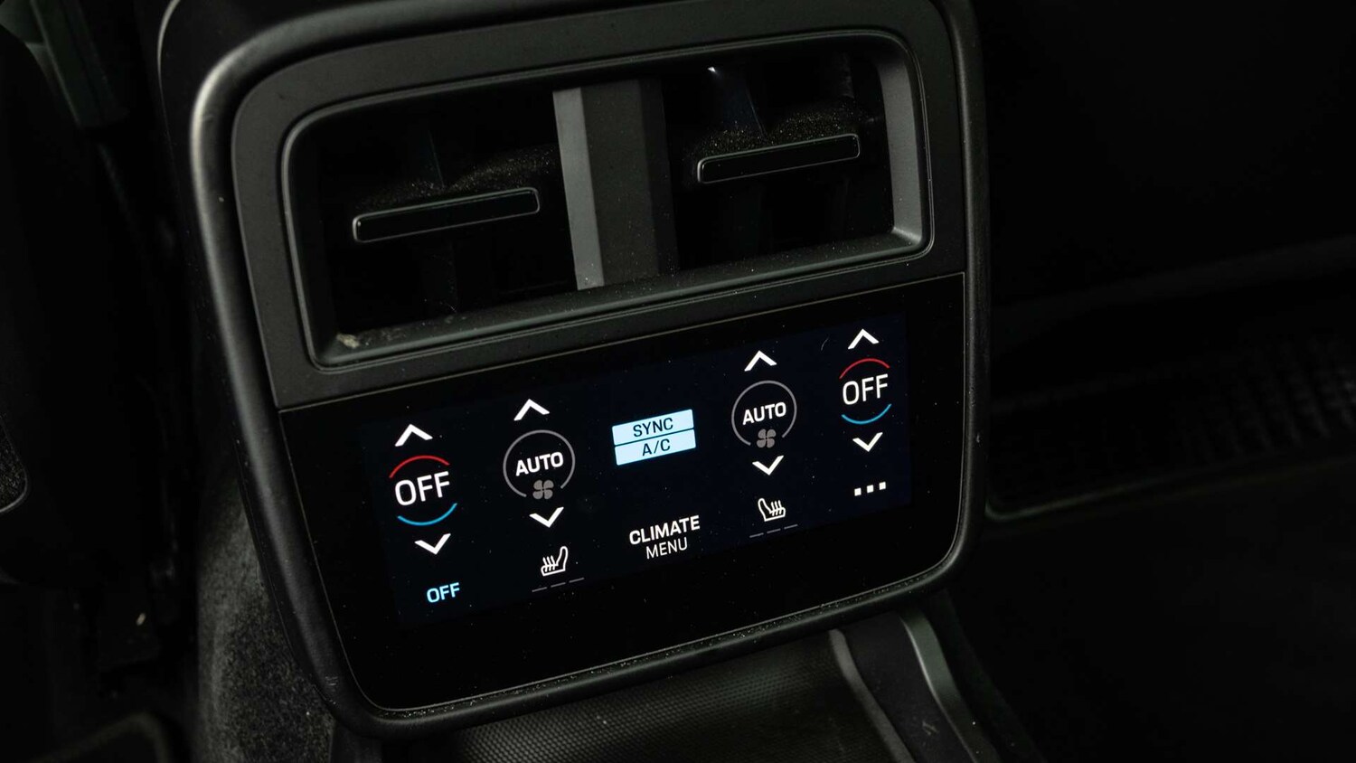 Used Porsche Taycan 2021 for sale - 77674710: Photo 26