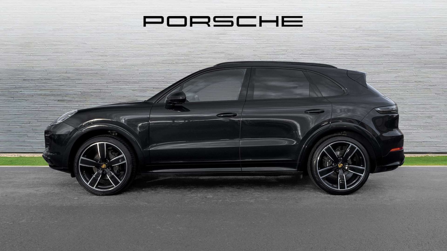Used Porsche Cayenne 2023 for sale - 77257416: Photo 6