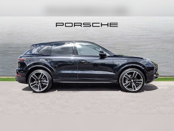 Used Porsche Cayenne 2021 for sale - 78857601: Photo