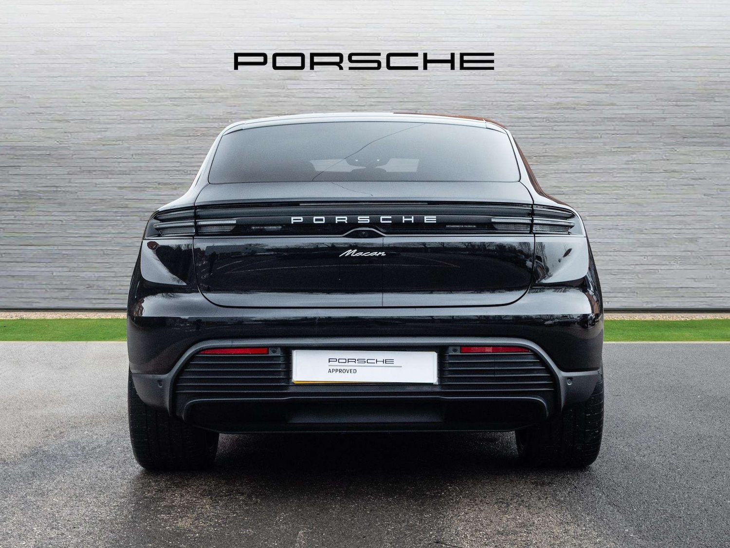 Used Porsche Macan 2025 for sale - 77810764: Photo 10