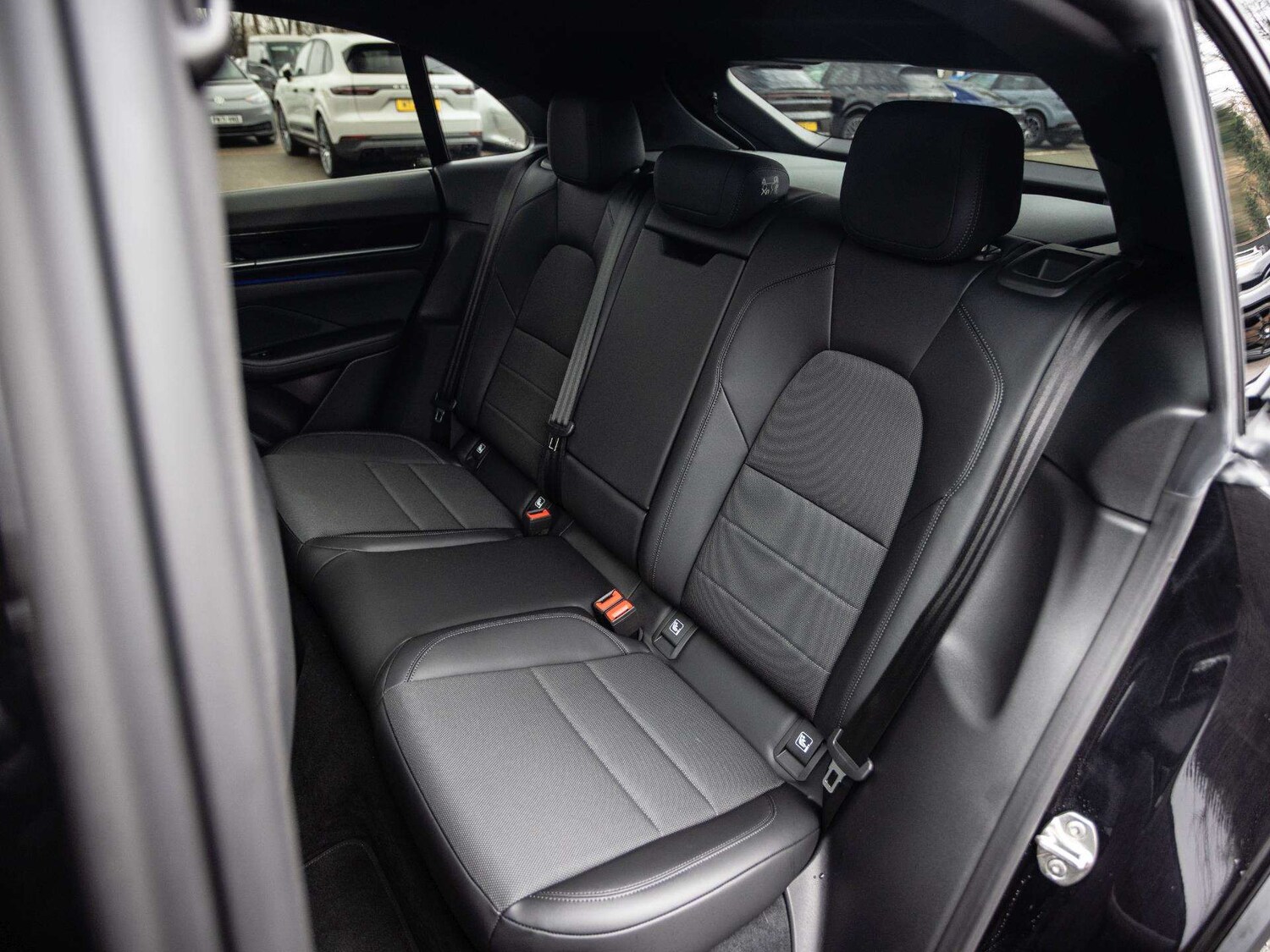 Used Porsche Macan 2025 for sale - 77810764: Photo 13