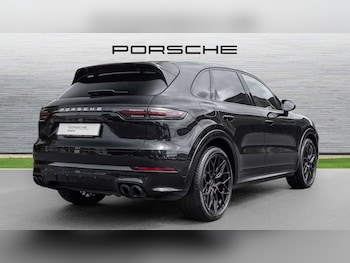 Used Porsche Cayenne 2020 for sale - 78696404: Photo
