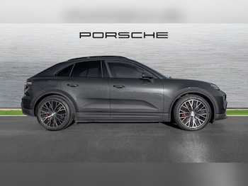 Used Porsche Macan 2024 for sale - 76774119: Photo
