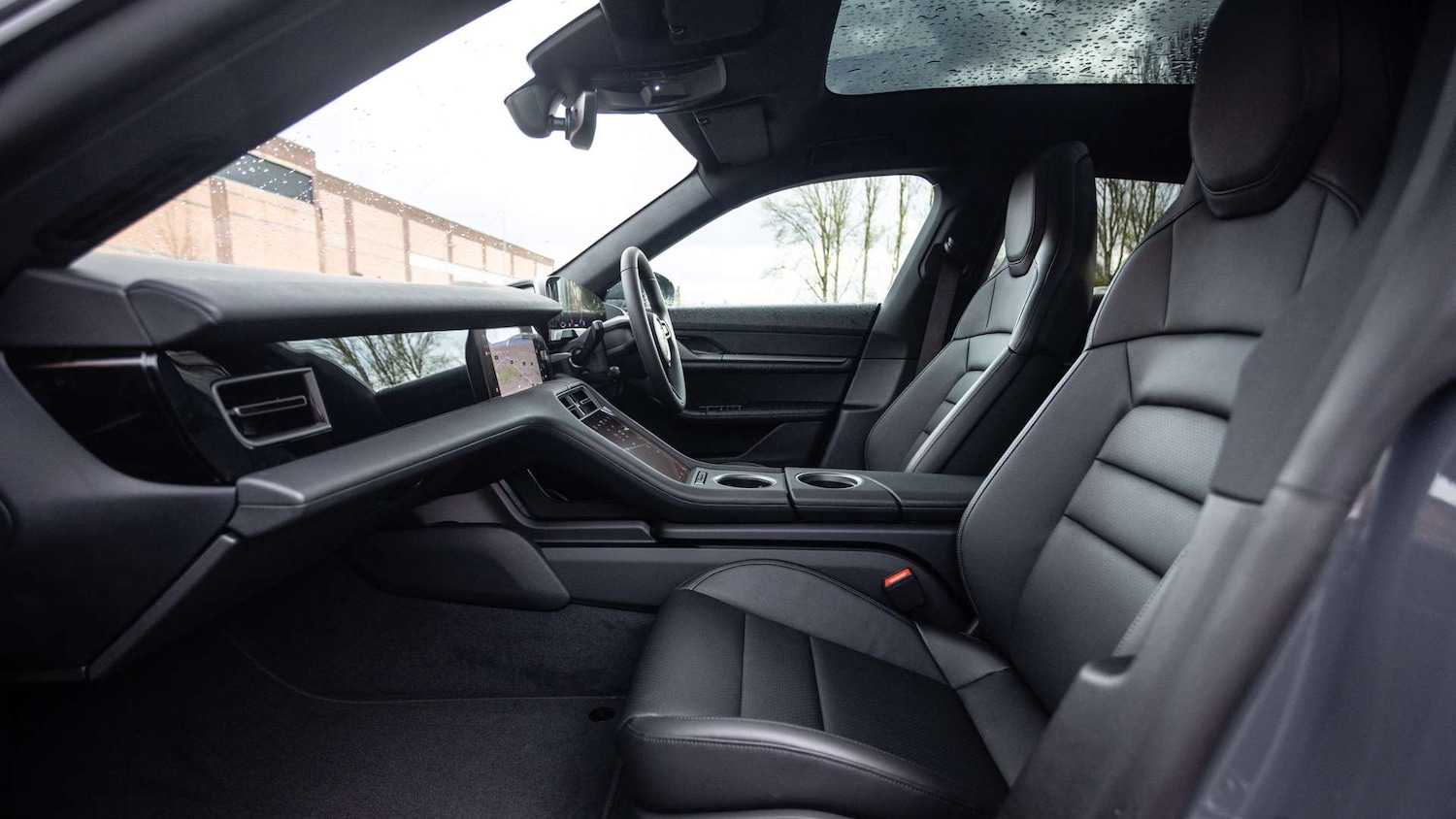 Used Porsche Taycan 2025 for sale - 76063521: Photo 10