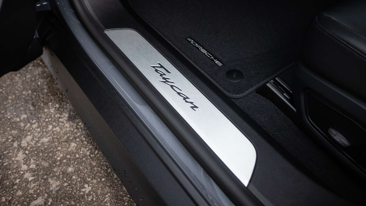 Used Porsche Taycan 2025 for sale - 76063521: Photo 26