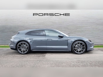 Used Porsche Taycan 2025 for sale - 76063521: Photo