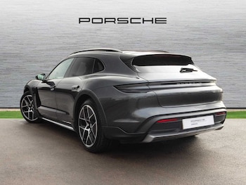 Used Porsche Taycan 2024 for sale - 75217265: Photo