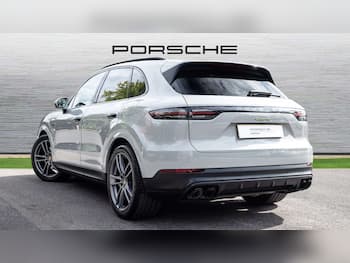 Used Porsche Cayenne 2022 for sale - 79825226: Photo