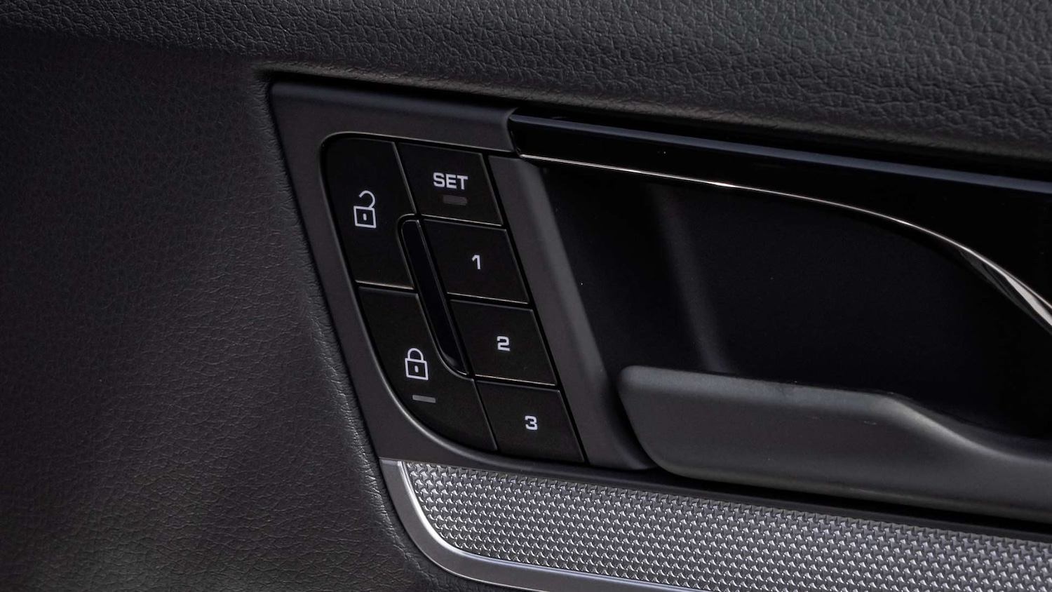 Used Porsche Cayenne 2025 for sale - 77082985: Photo 31