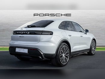 Used Porsche Macan 2024 for sale - 75218252: Photo