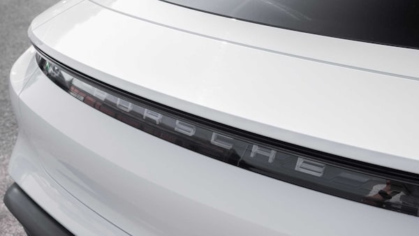 Used Porsche Taycan 2020 for sale - 75689127: Photo 11