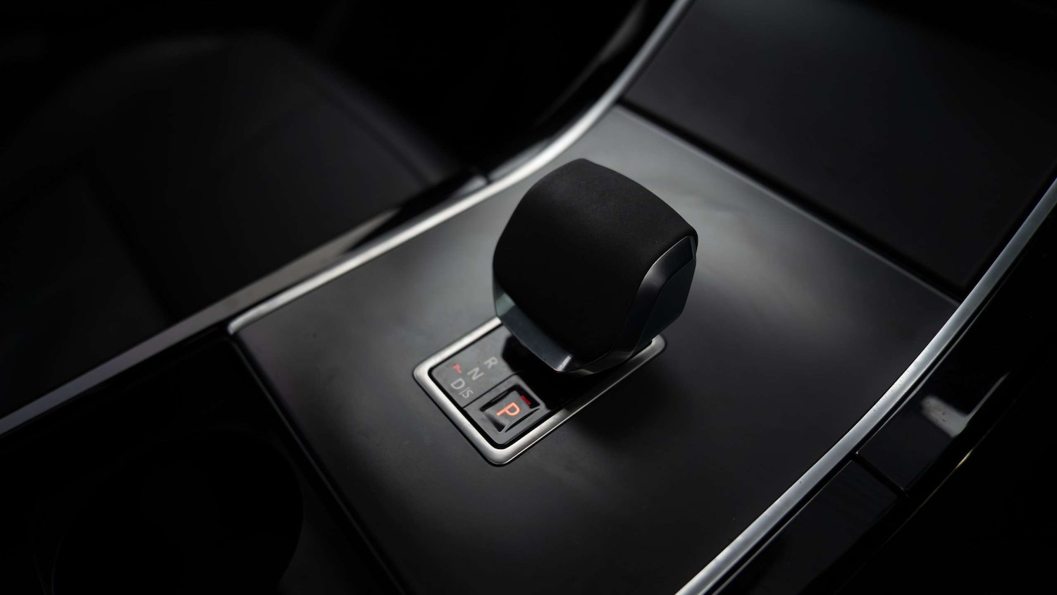 Used Land Rover Range Rover Velar 2024 for sale - 77135010: Photo 20