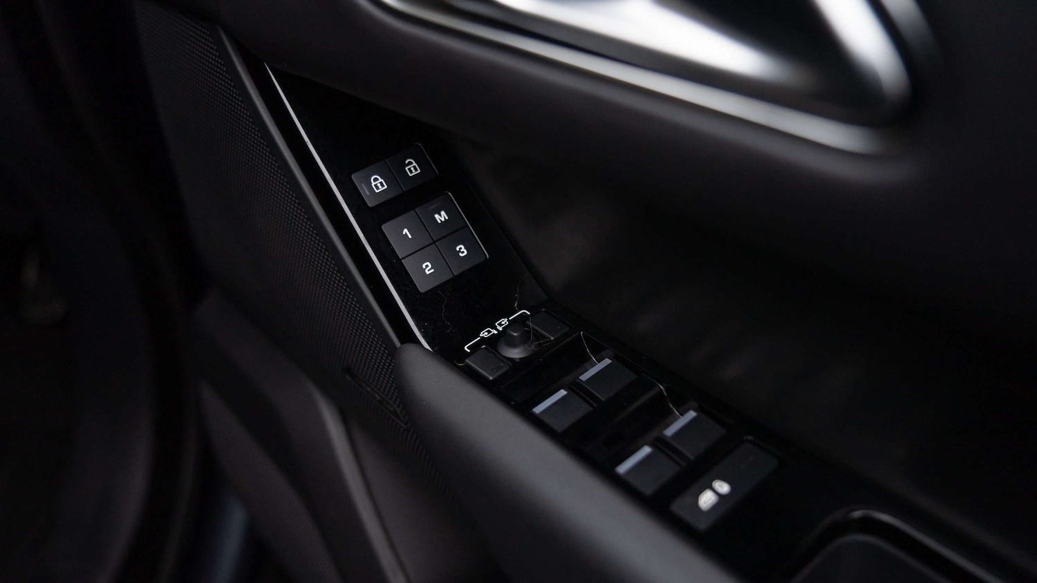 Used Land Rover Range Rover Velar 2024 for sale - 77135010: Photo 24