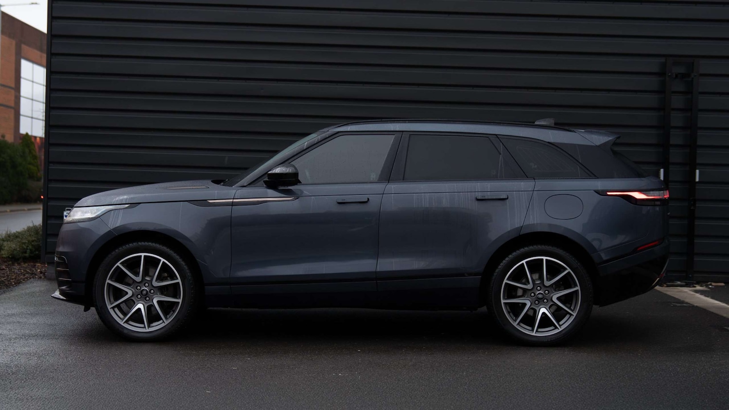 Used Land Rover Range Rover Velar 2024 for sale - 77135010: Photo 6