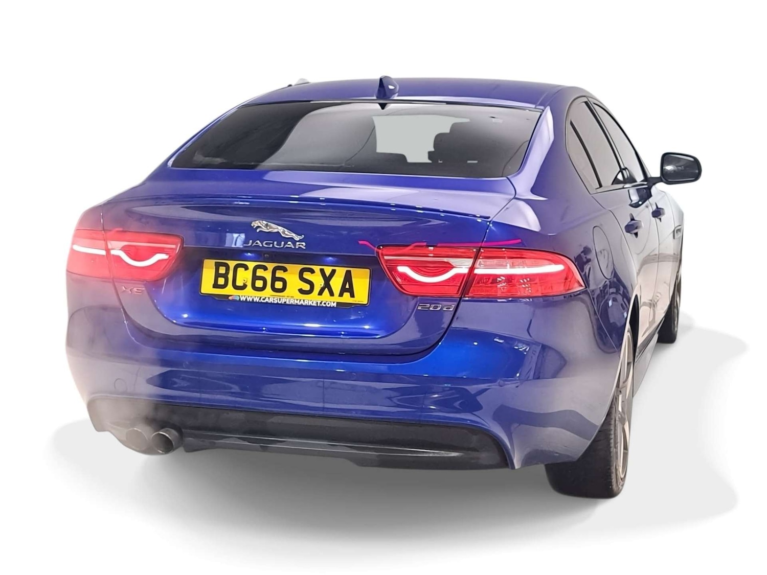 Used Jaguar XE 2017 for sale - 77749147: Photo 3