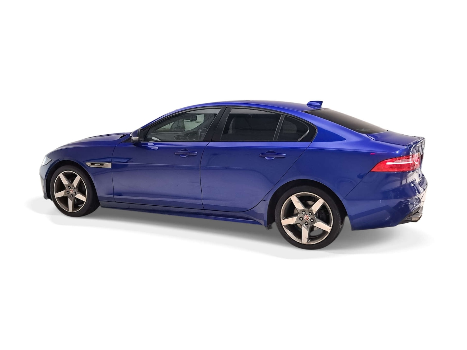 Used Jaguar XE 2017 for sale - 77749147: Photo 5