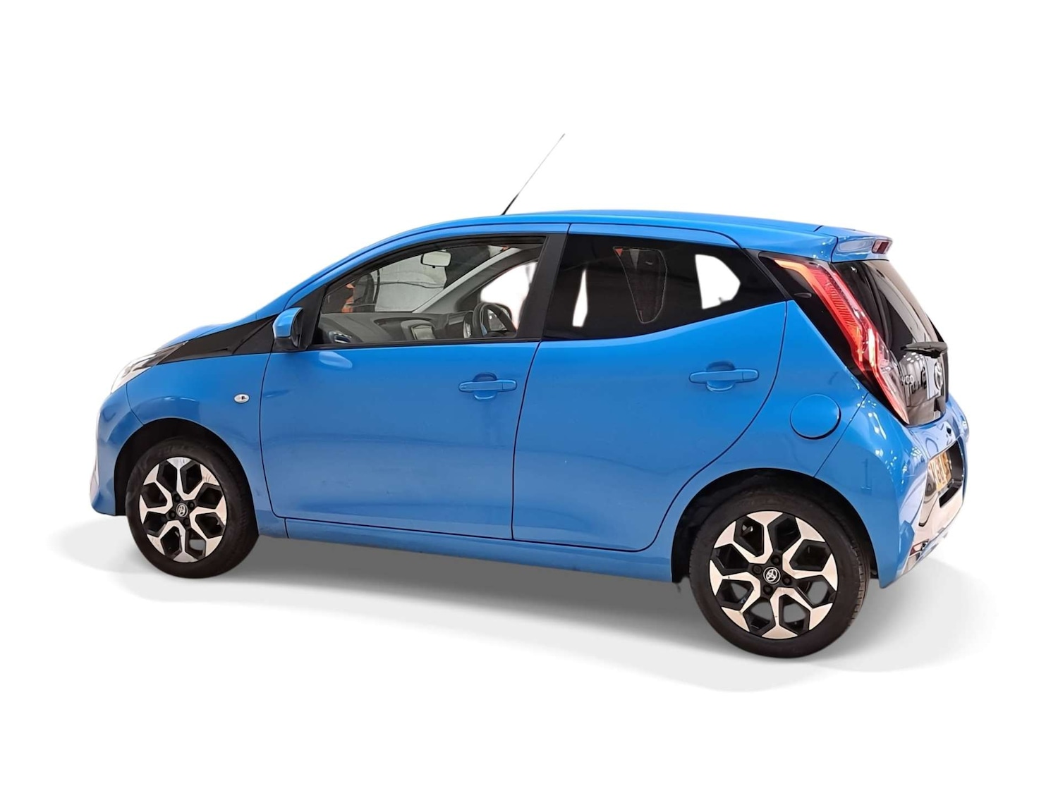 Used Toyota AYGO 2018 for sale - 78016491: Photo 5