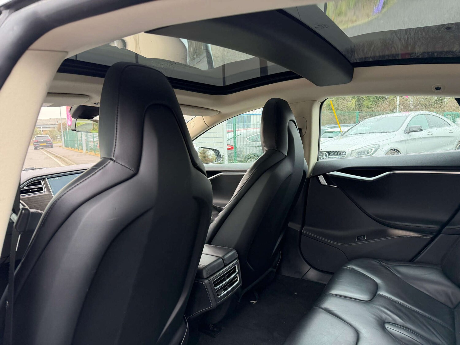 Used Tesla Model S 2015 for sale - 77437473: Photo 30