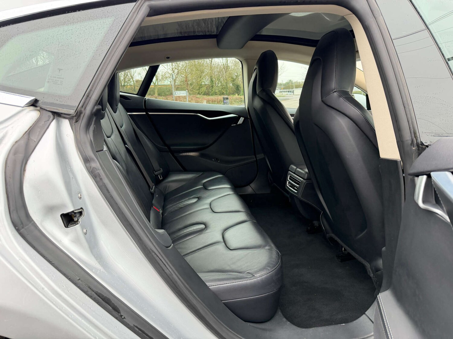 Used Tesla Model S 2015 for sale - 77437473: Photo 36