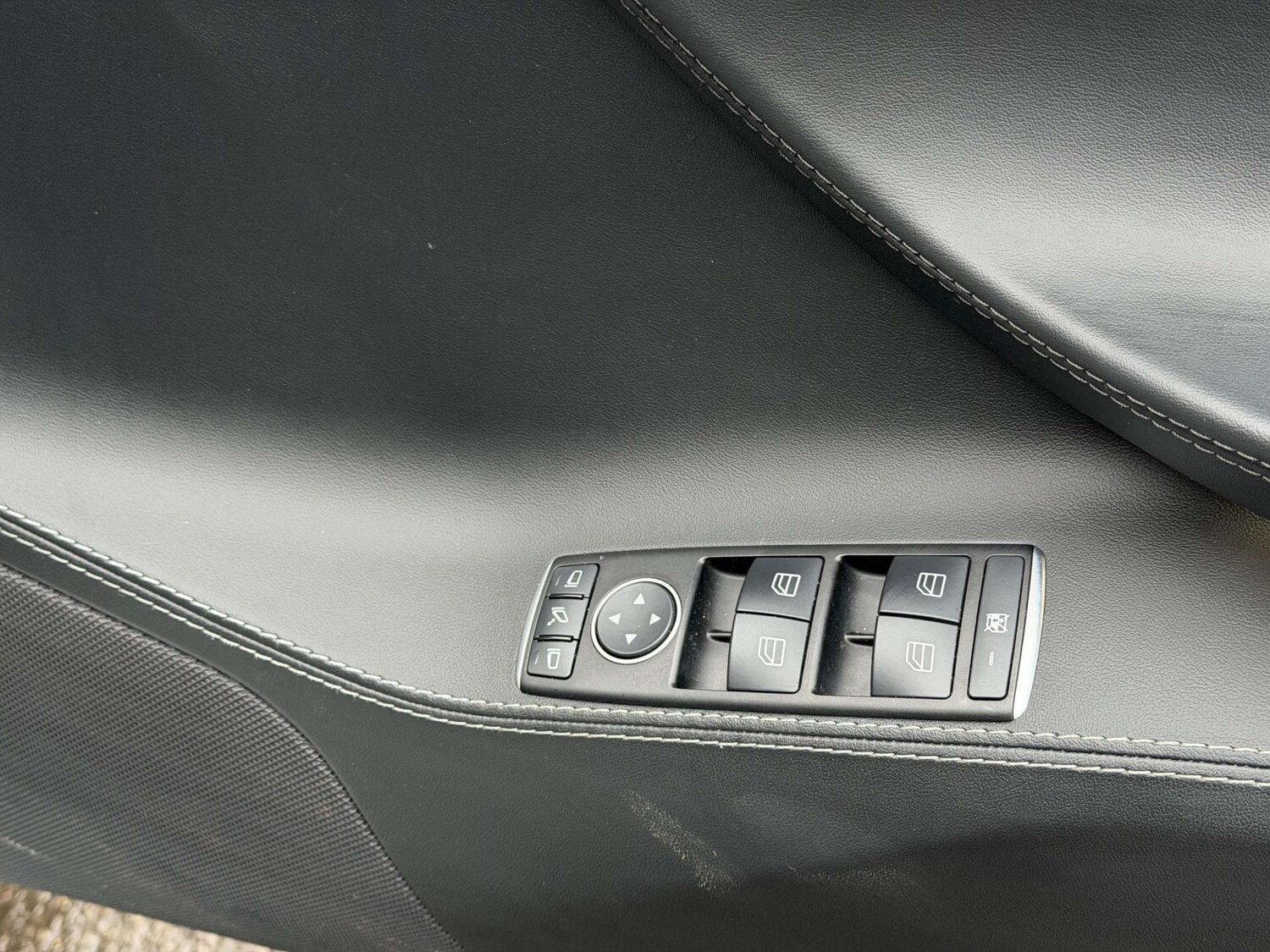 Used Tesla Model S 2015 for sale - 77437473: Photo 43