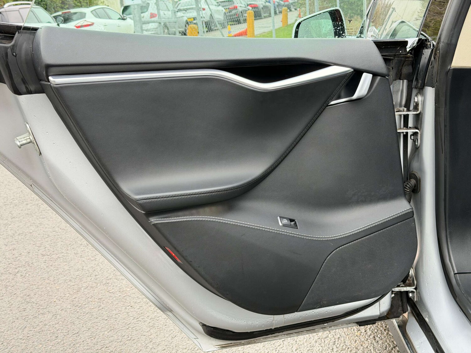 Used Tesla Model S 2015 for sale - 77437473: Photo 47