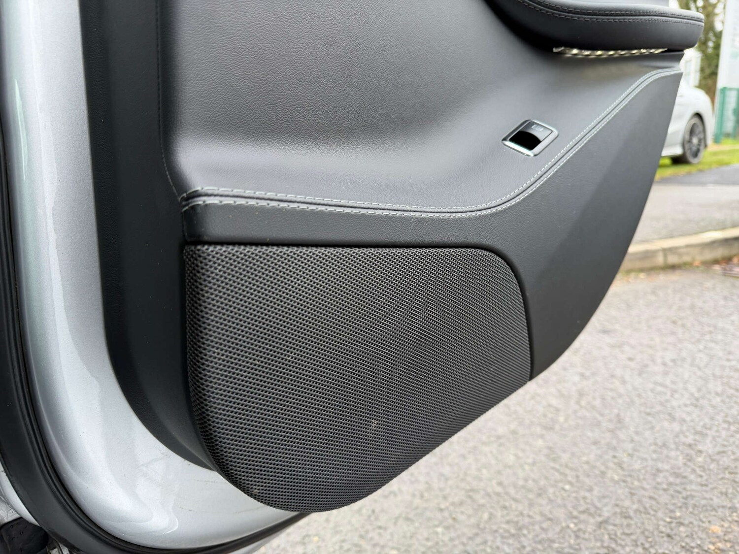 Used Tesla Model S 2015 for sale - 77437473: Photo 48