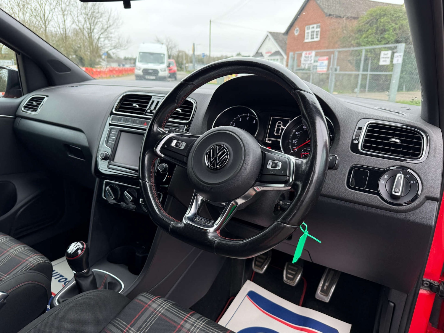 Used Volkswagen Polo 2015 for sale - 77794769: Photo 15