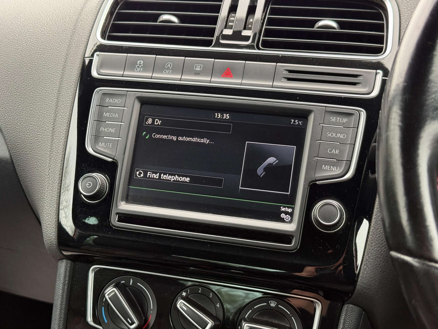 Used Volkswagen Polo 2015 for sale - 77794769: Photo 45