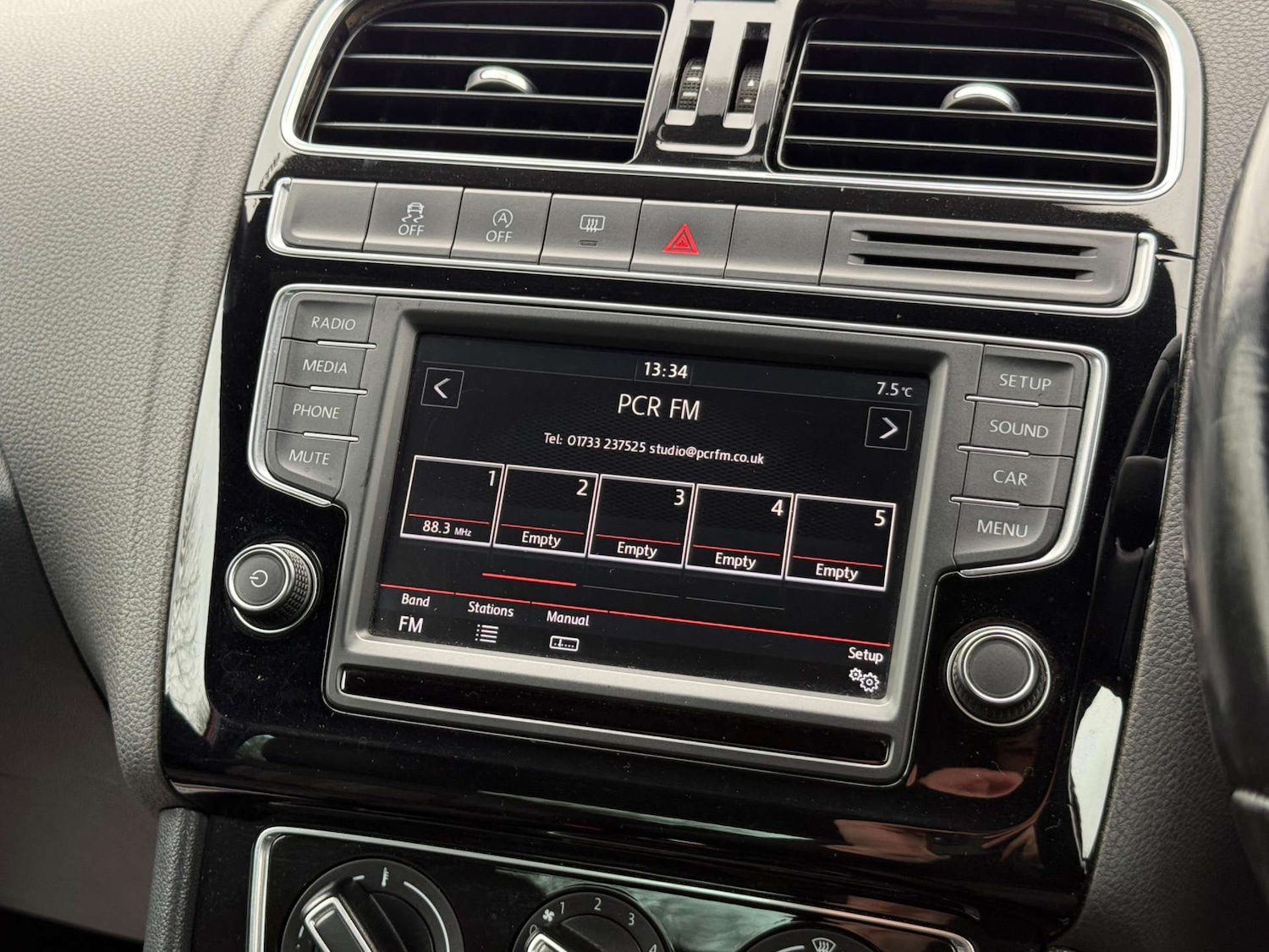 Used Volkswagen Polo 2015 for sale - 77794769: Photo 48