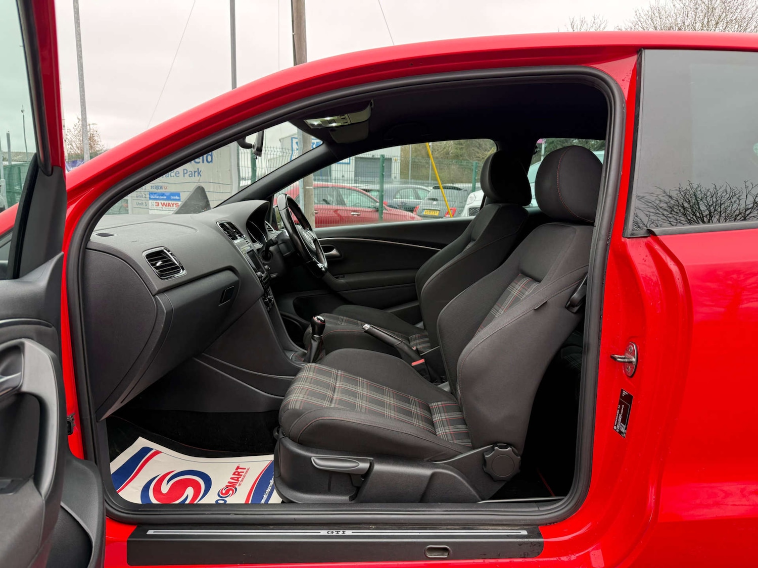 Used Volkswagen Polo 2015 for sale - 77794769: Photo 55