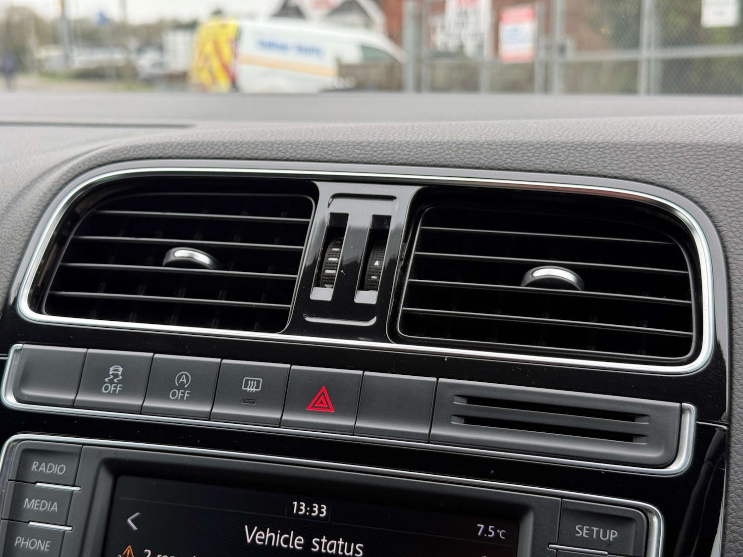 Used Volkswagen Polo 2015 for sale - 77794769: Photo 66