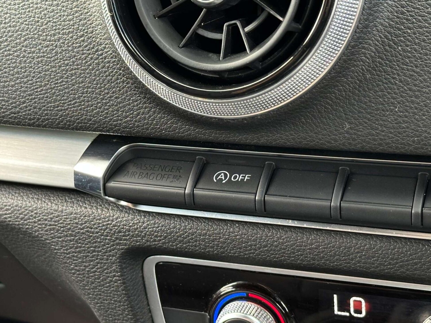 Used Audi A3 2016 for sale - 77437536: Photo 43