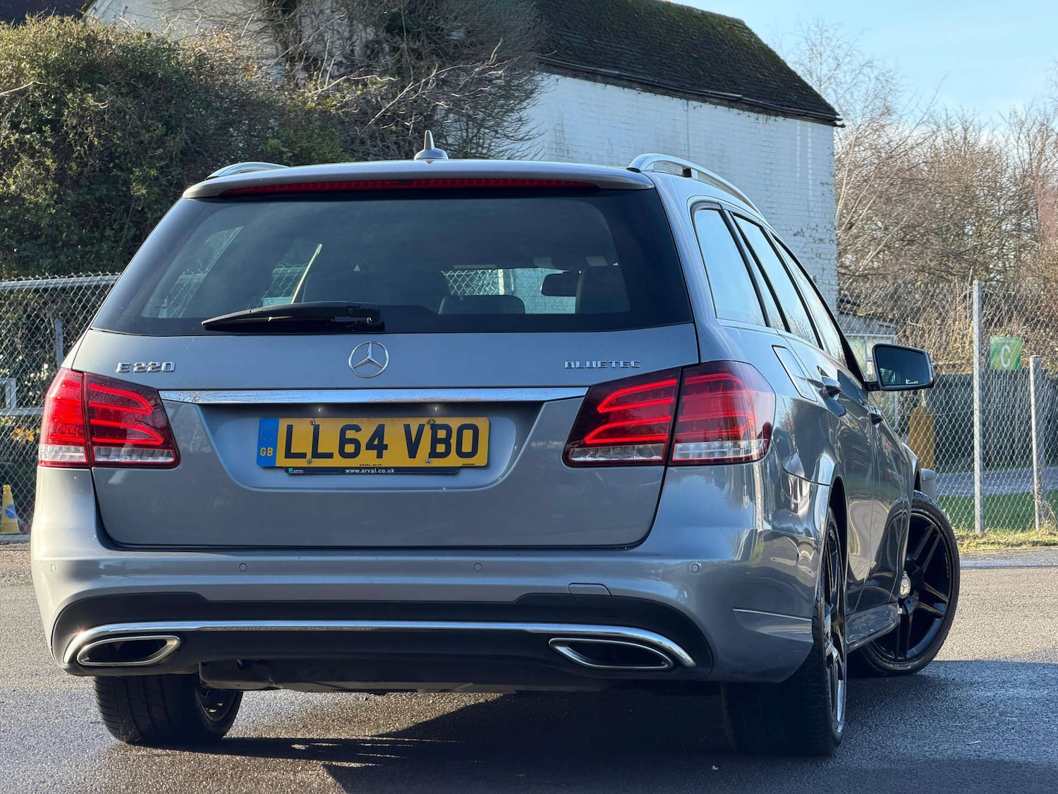Used Mercedes-Benz E Class 2014 for sale - 77437633: Photo 11