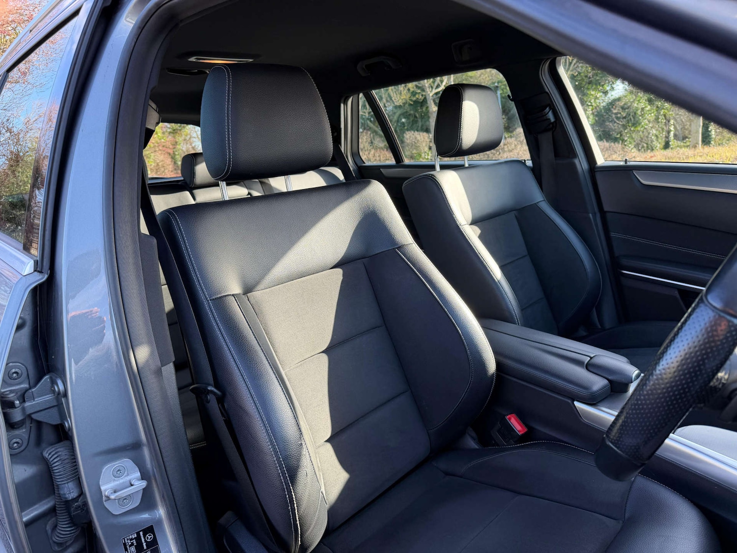 Used Mercedes-Benz E Class 2014 for sale - 77437633: Photo 18